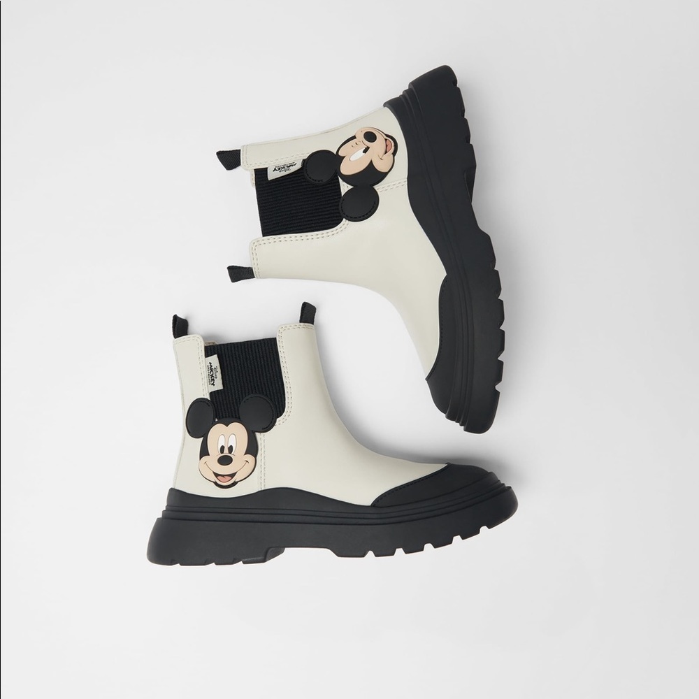 NWT. Zara Kids ©DISNEY MICKEY MOUSE Ankle Boots. Size 4. - Picture 3 of 8